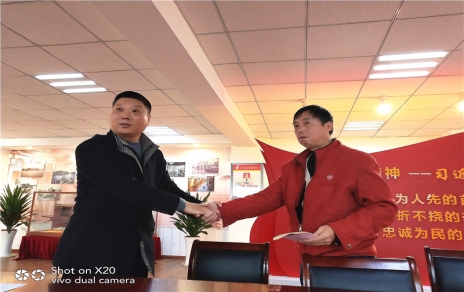 給堅持原則忠于職守的職工點(diǎn)個(gè)大大的贊！