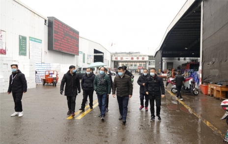 市發(fā)改委、經(jīng)開(kāi)區管委會(huì )等上級有關(guān)部門(mén)領(lǐng)導帶隊檢查市場(chǎng)保供工作
